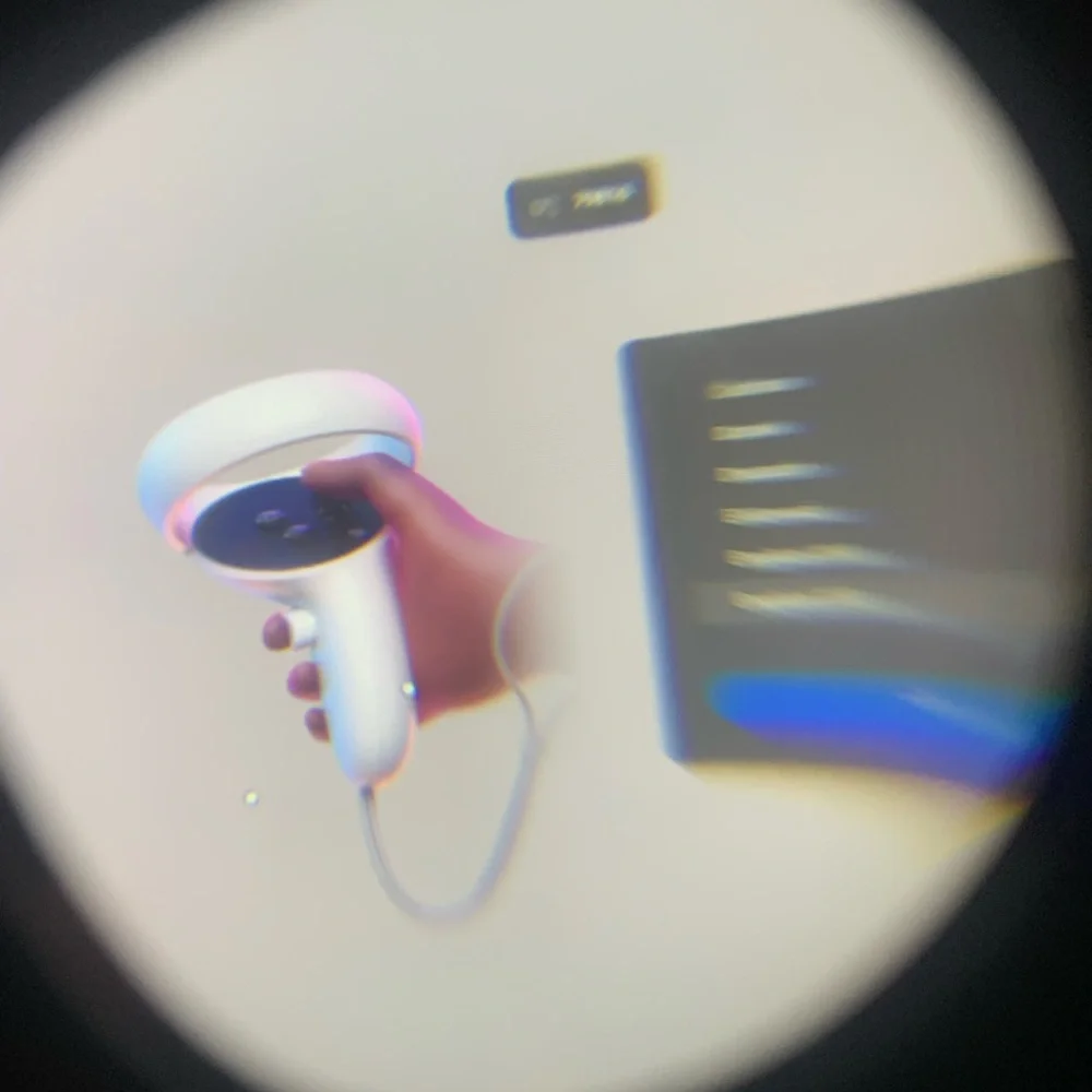 I have a used oculus 2 bundle that comes with charging dock and case 128 GB